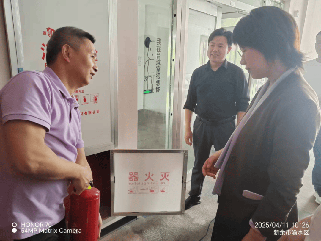 李敏敏督导商贸安全生产工作(图3)